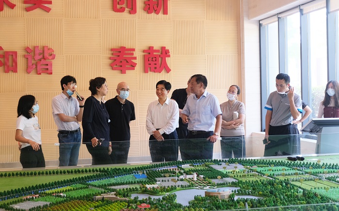 中国社科院调研组在豫开展专题调研